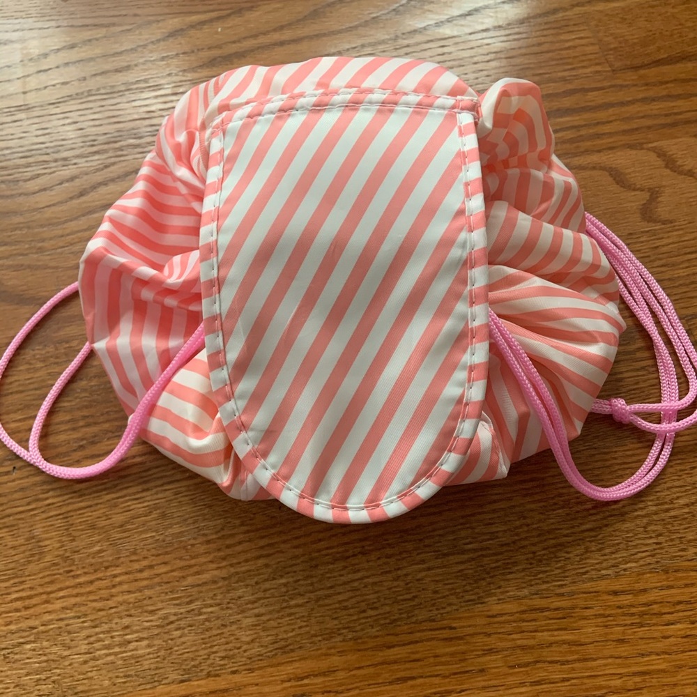 Makeup bag